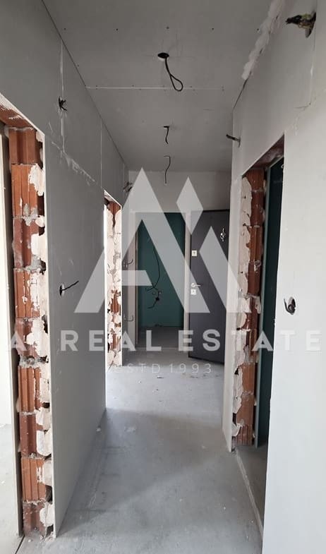 3-стаен Широк център! - 0