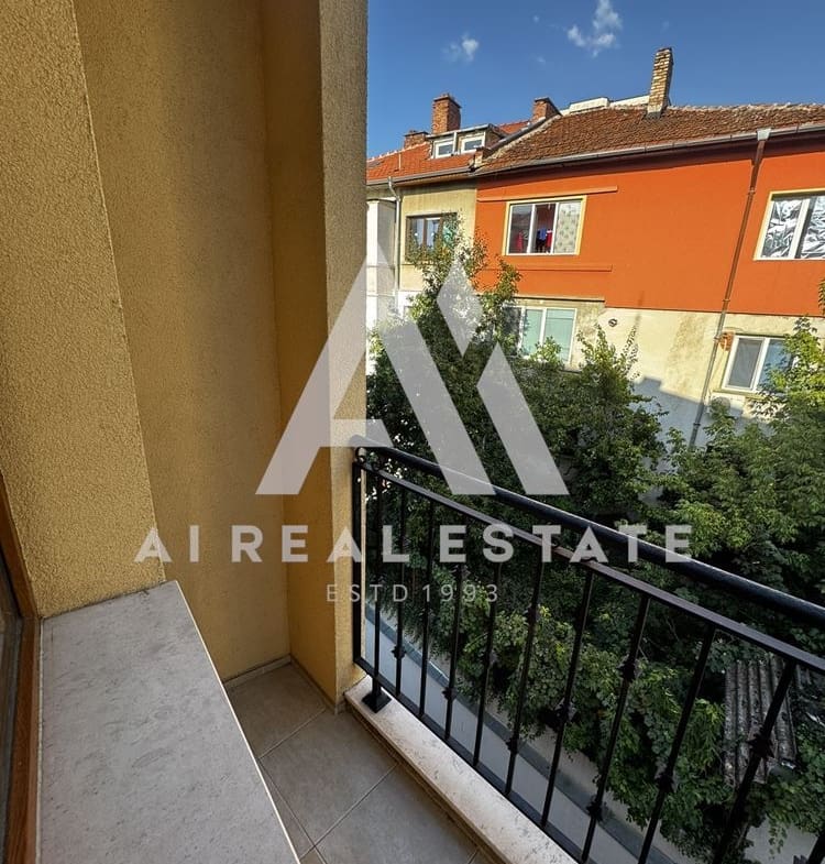 🏡 Двустаен апартамент под наем в нова сграда до Медицински университет – Плевен - 0