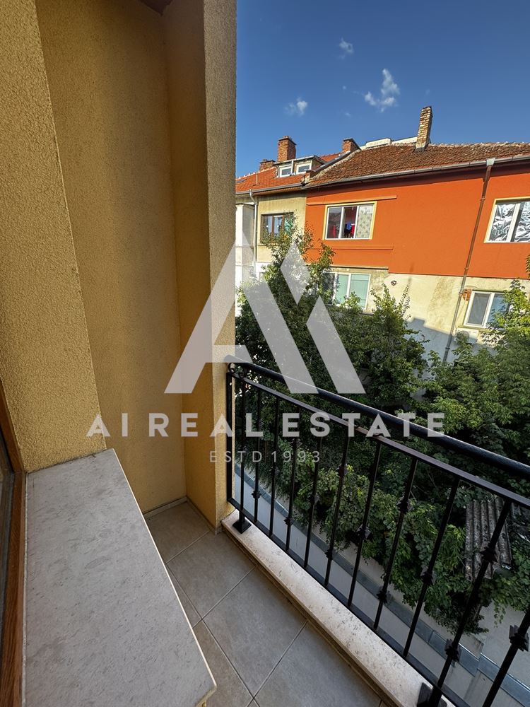 🏡 Двустаен апартамент под наем в нова сграда до Медицински университет – Плевен - 0