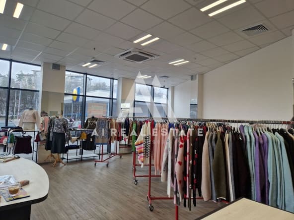 Дава под наем магазин - 0