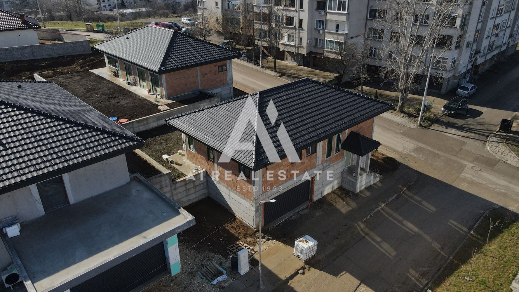 Нова къща с двоен гараж и двор гр.Плевен, ул.Трите бора - АКТ 15 до дни ! - 0