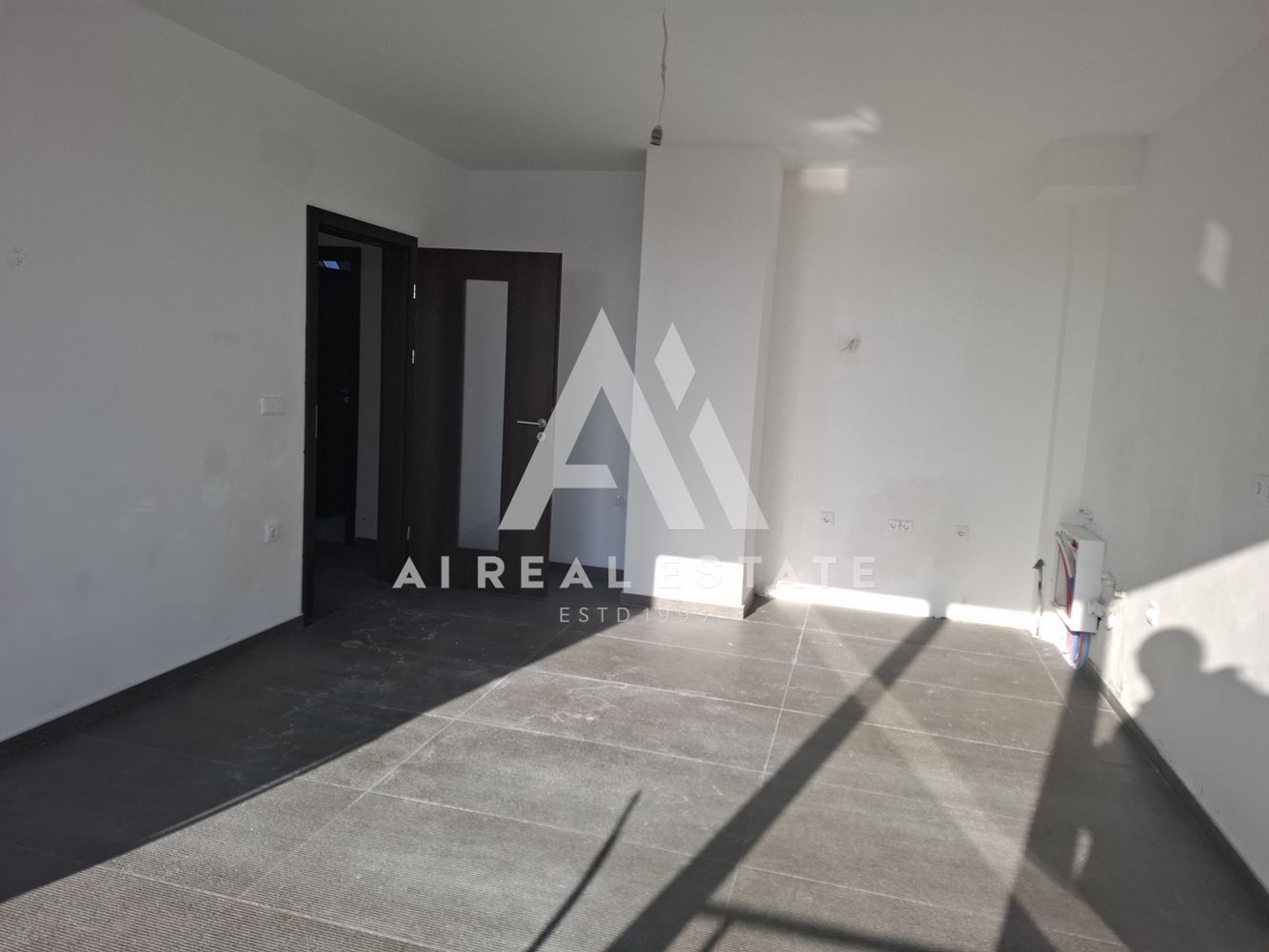 Тристаен апартамент | Широк център, Плевен - 0