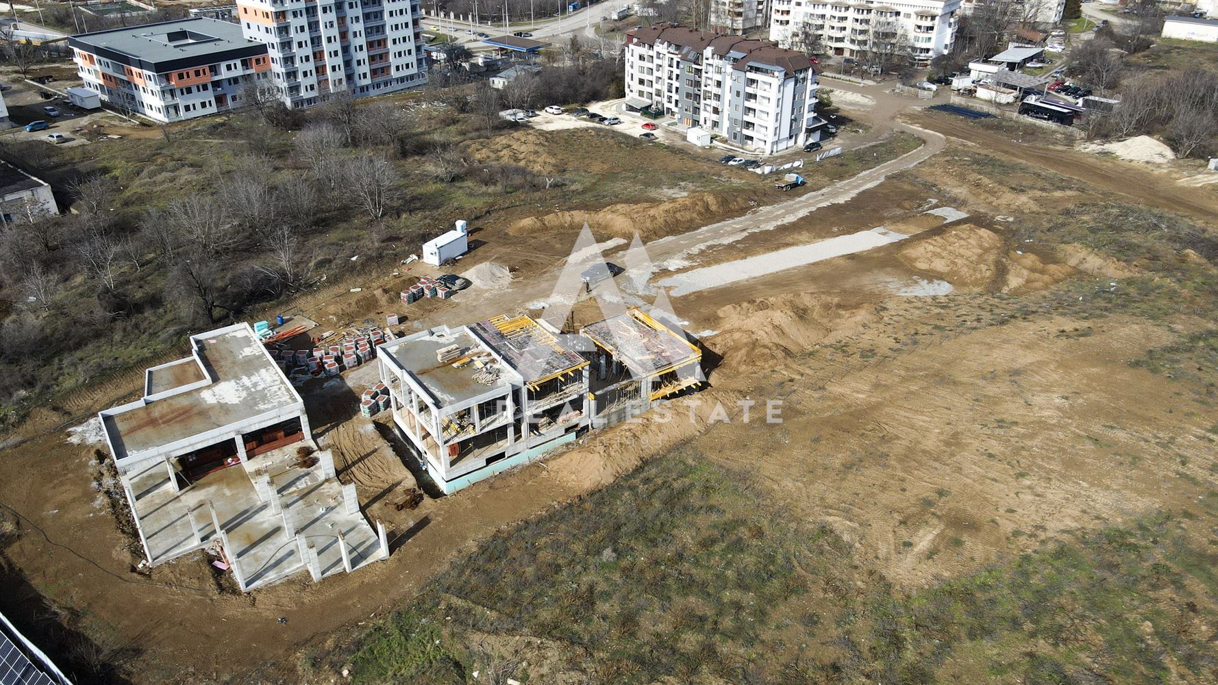 Комплекс еднофамилни къщи ново строителство гр.Плевен ! - 0