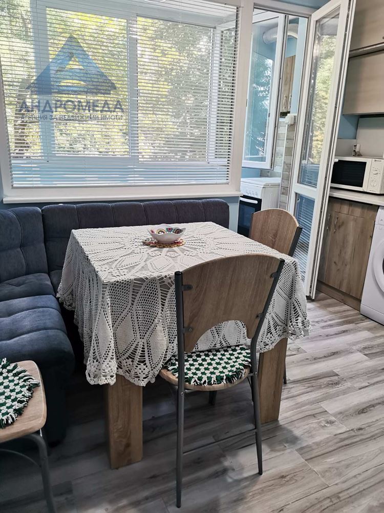 Тристаен обзаведен Окръжна болница - 0