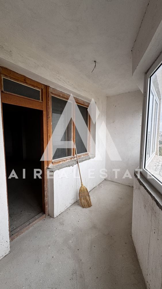 Тристаен апартамент в ж.к. Кайлъка! - 0