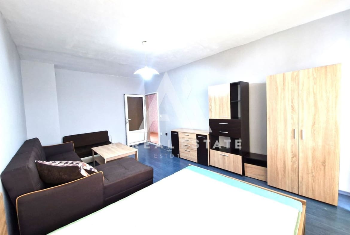 Дава под наем, двустаен апартамент в гр. Плевен, ж.к.Дружба - 0