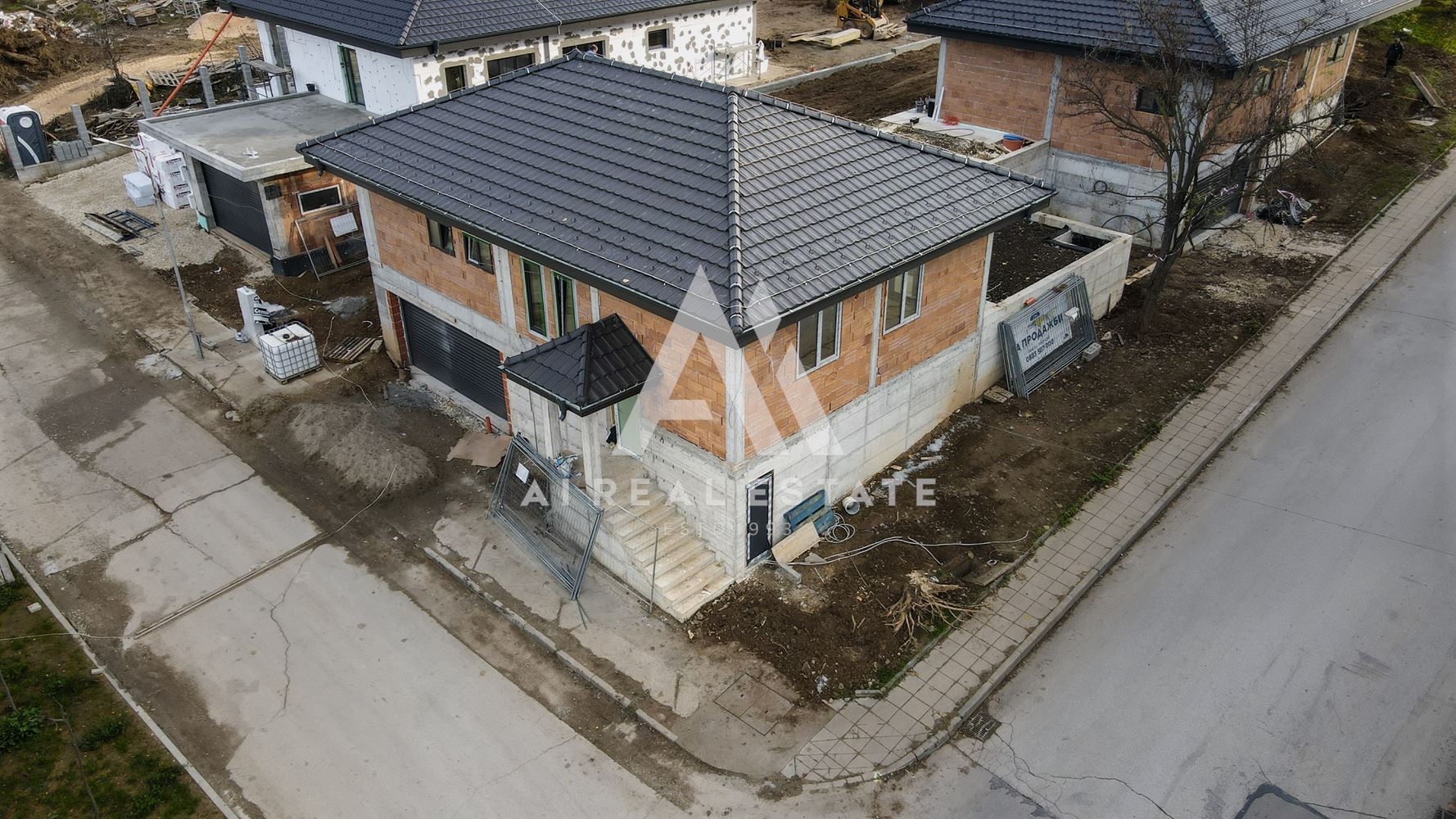 Нова къща с двоен гараж и двор гр.Плевен, ул.Трите бора - АКТ 15 до дни ! - 0