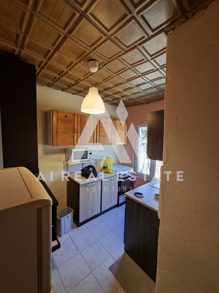 КЪЩА С ДВОР - 0