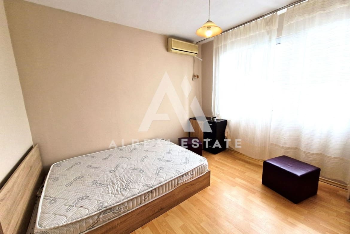 Дава под наем, двустаен апартамент в гр. Плевен, ж.к.Дружба - 0