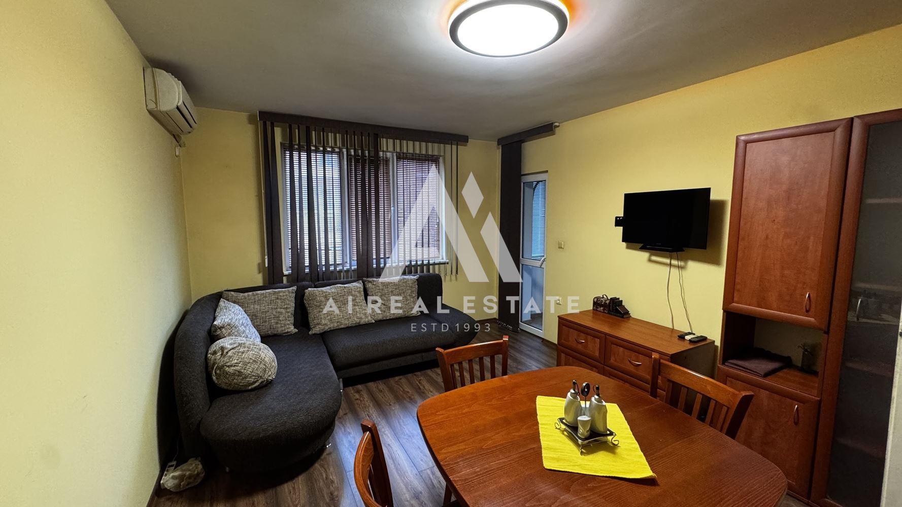 Тристаен обзаведен в района на МУ - 0