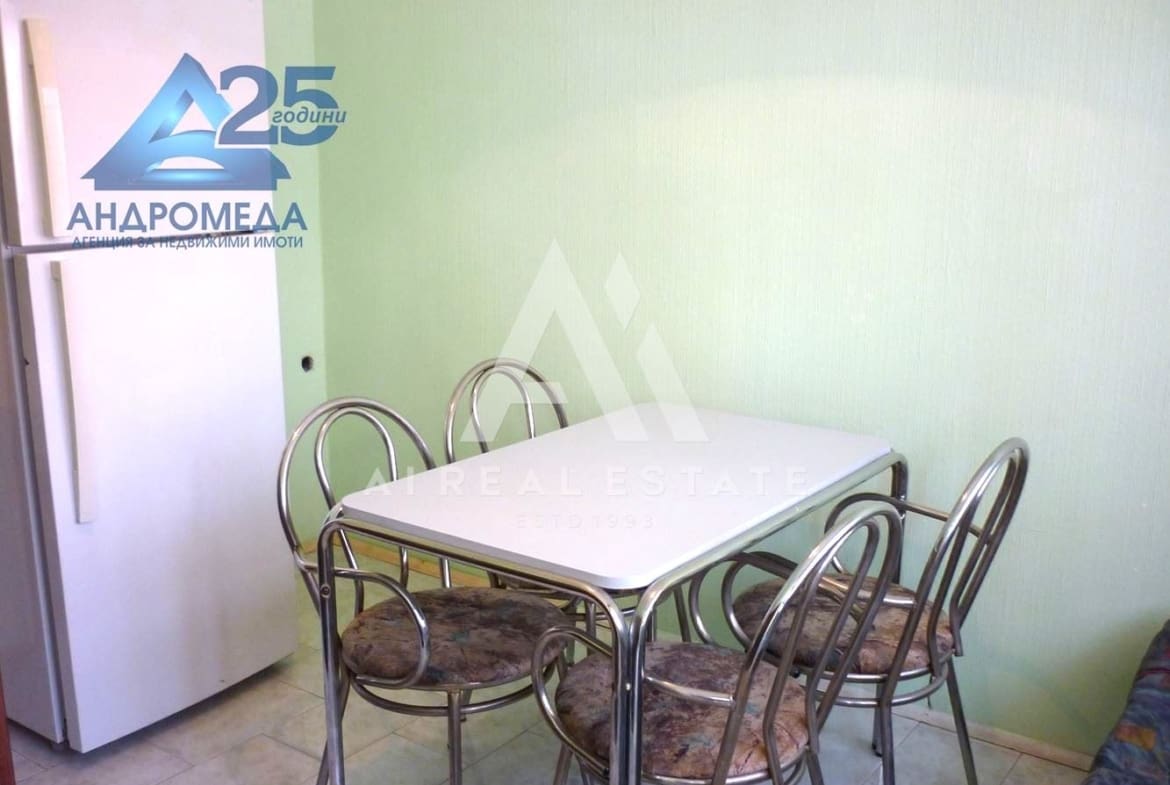 Продава двустаен апартамент - 0