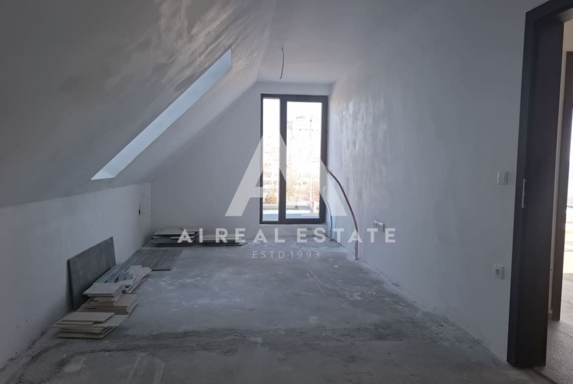 Тристаен апартамент | Широк център, Плевен - 0