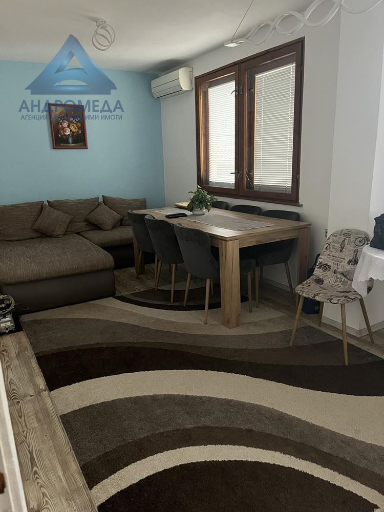 Двустаен апартамент с обзавеждане и оборудване - 0