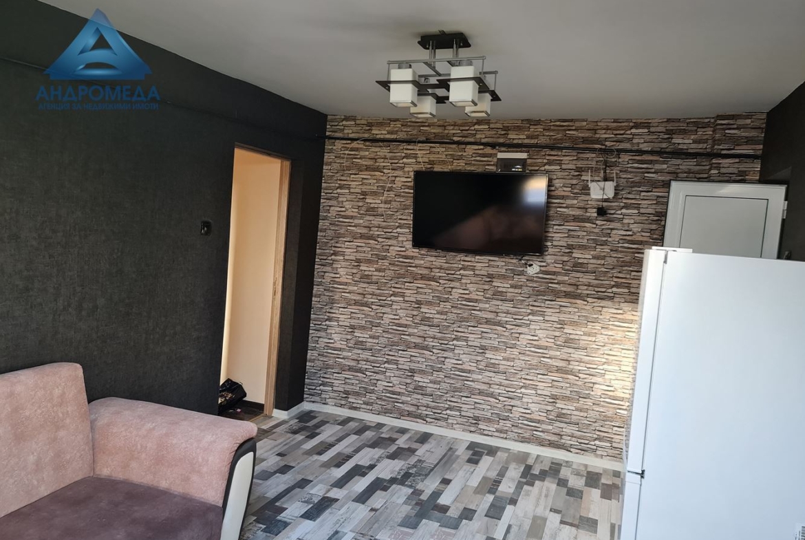 3-стаен Широк център! - 0