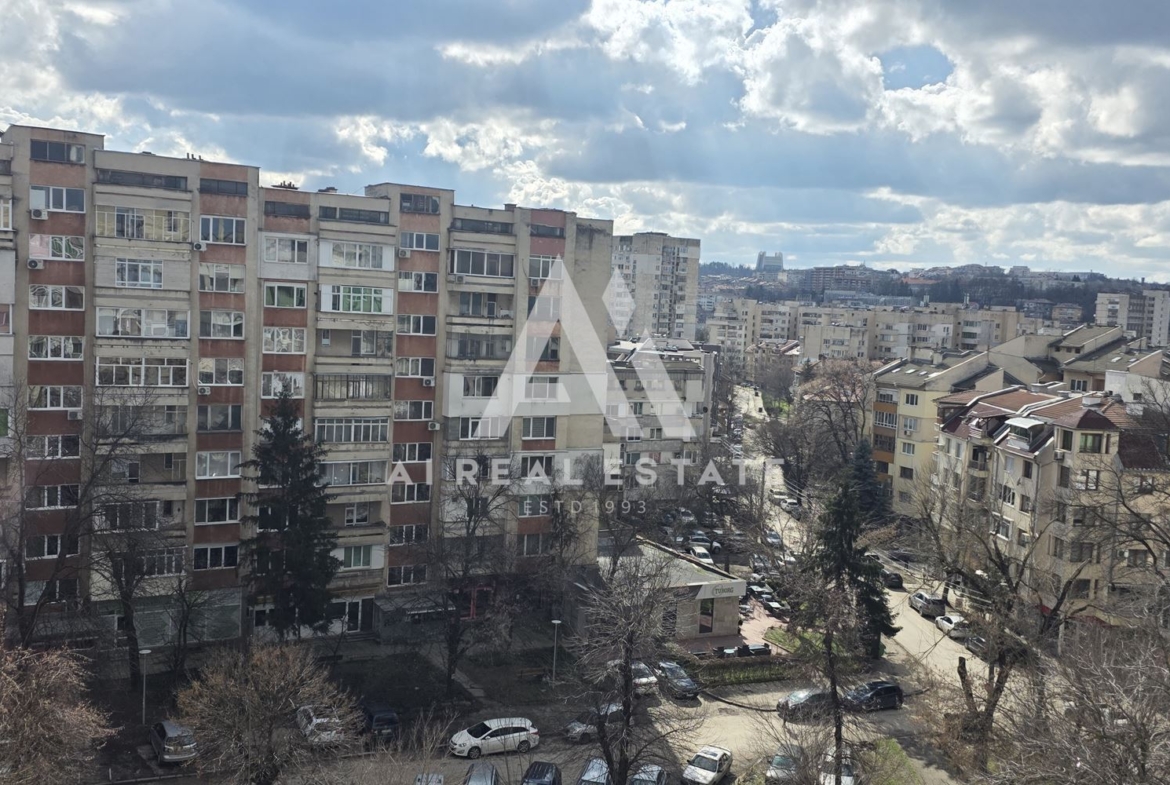 Боксониера - пл.Македония - 0