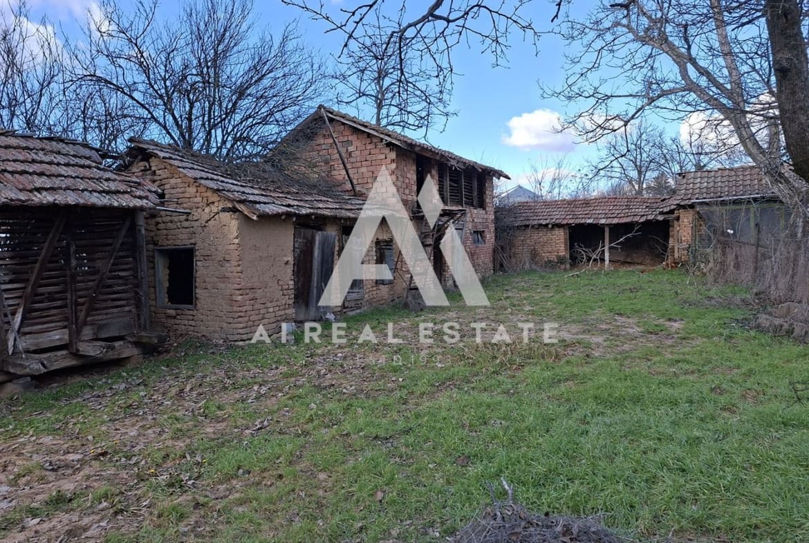 ЕДНОЕТАЖНА КЪЩА - 0