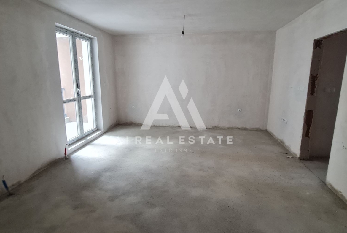 2-стаен - Плевен, Широк център - 0