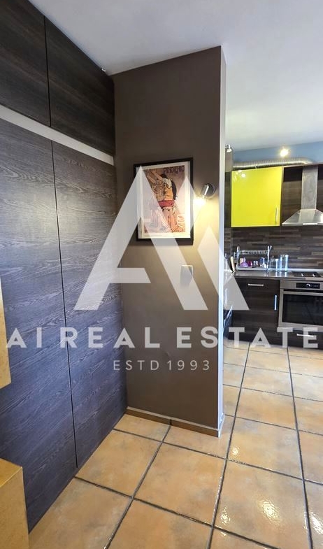 Слънчев двустаен апартамент в ж.к. Лагера – до метростанция „Красно село“ - 0