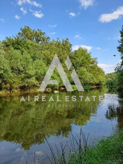 Вила с. Бежаново, до парк "Студенец" ! - 0