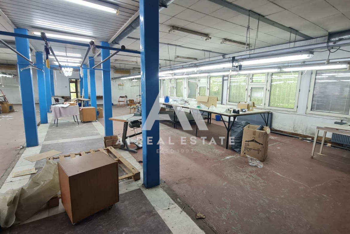 Продава се индустриален имот в гр. Плевен - 0