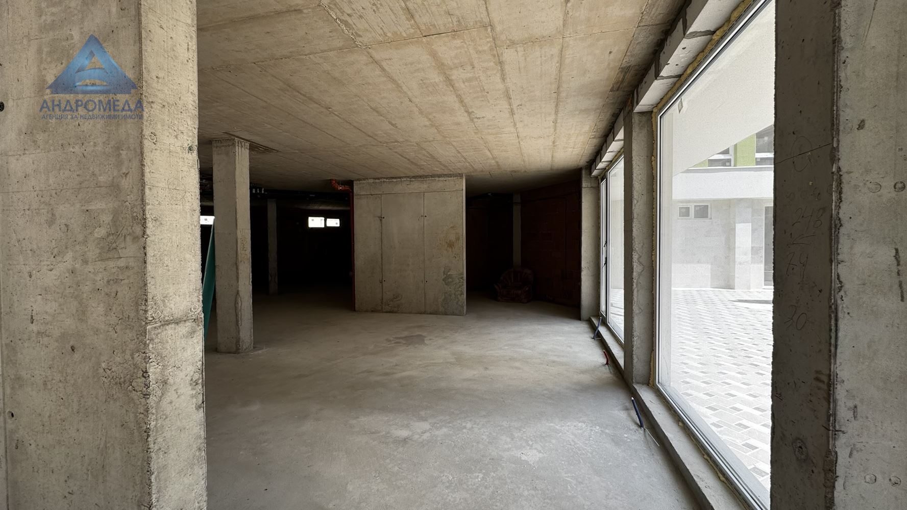 Магазин под наем - ново стоителство - 0