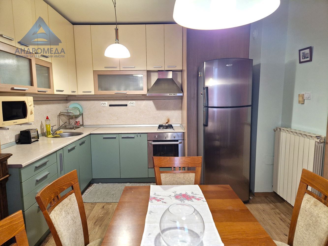 Отдава под наем тристаен апартамент - 0