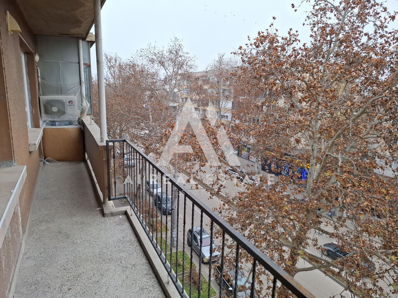 Двустаен апартамент в идеалния център - 0