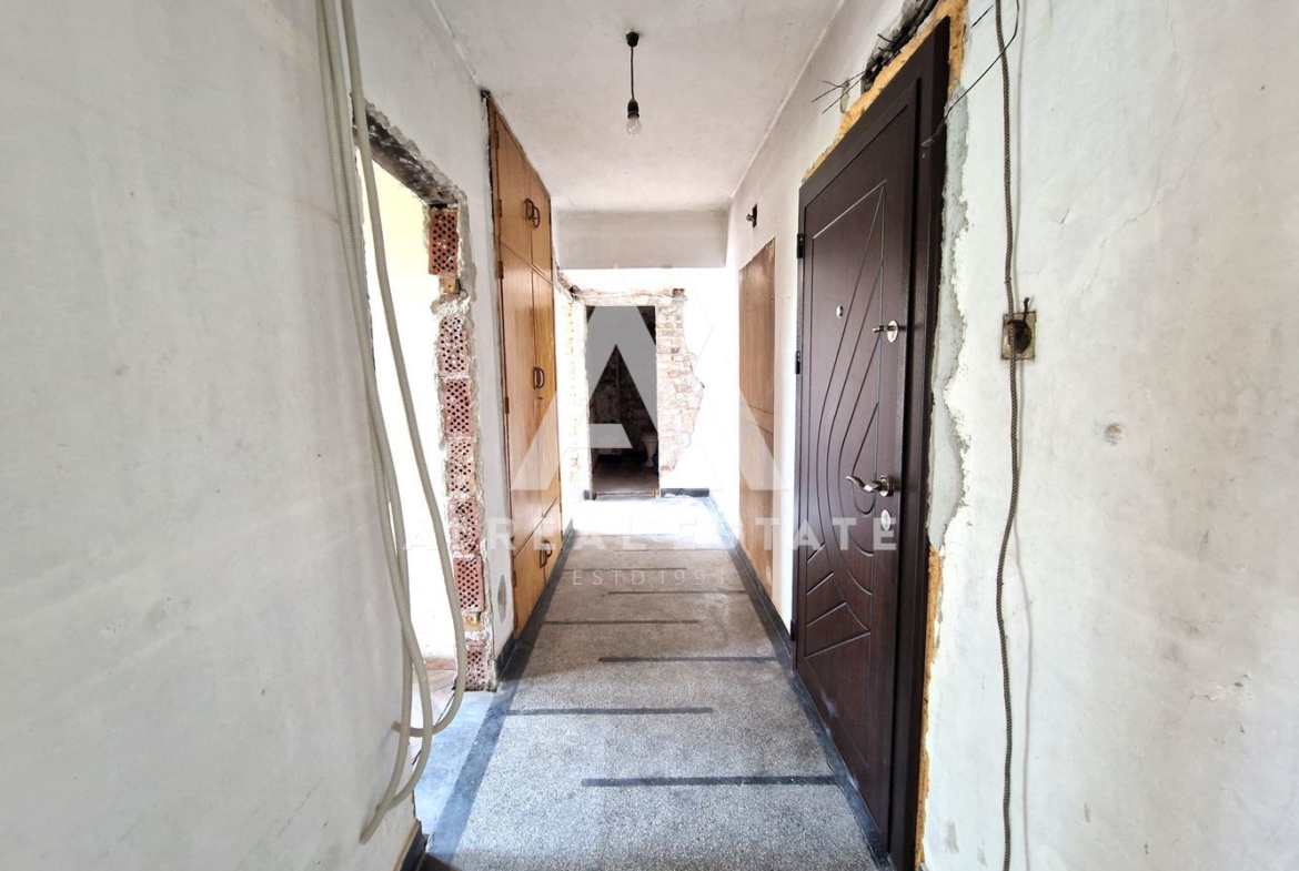 Продава двустаен апартамент - 0