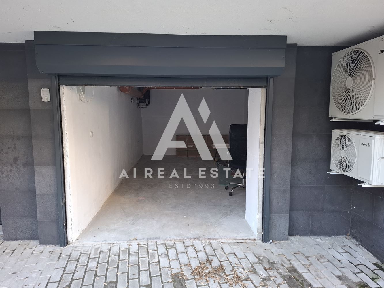 Гараж 20 кв.м. – идеален център, Плевен - 0