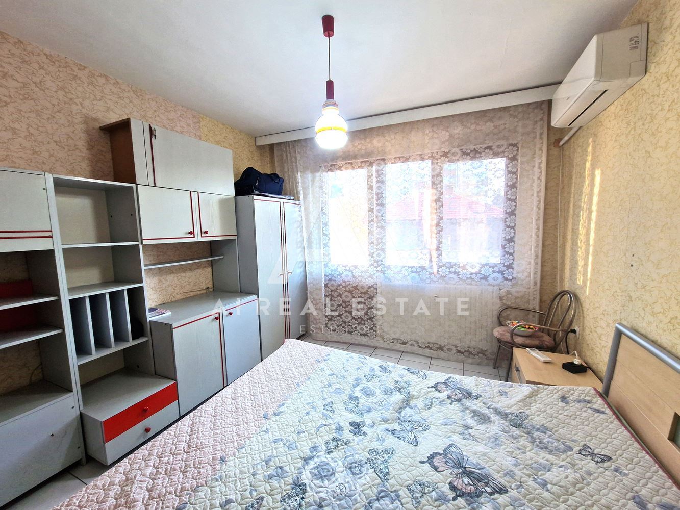 Продава двустаен апартамент - 0