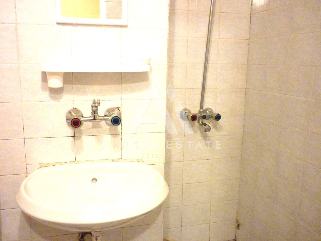 Продава гарсониера - 0