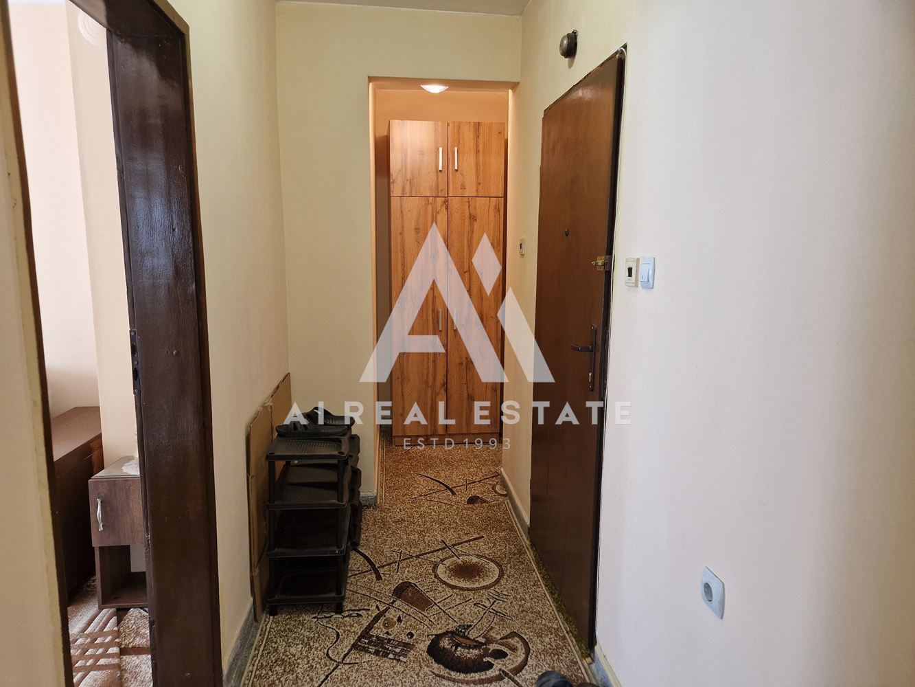 Гарсониера под наем-0 Гарсониера под наем - 0