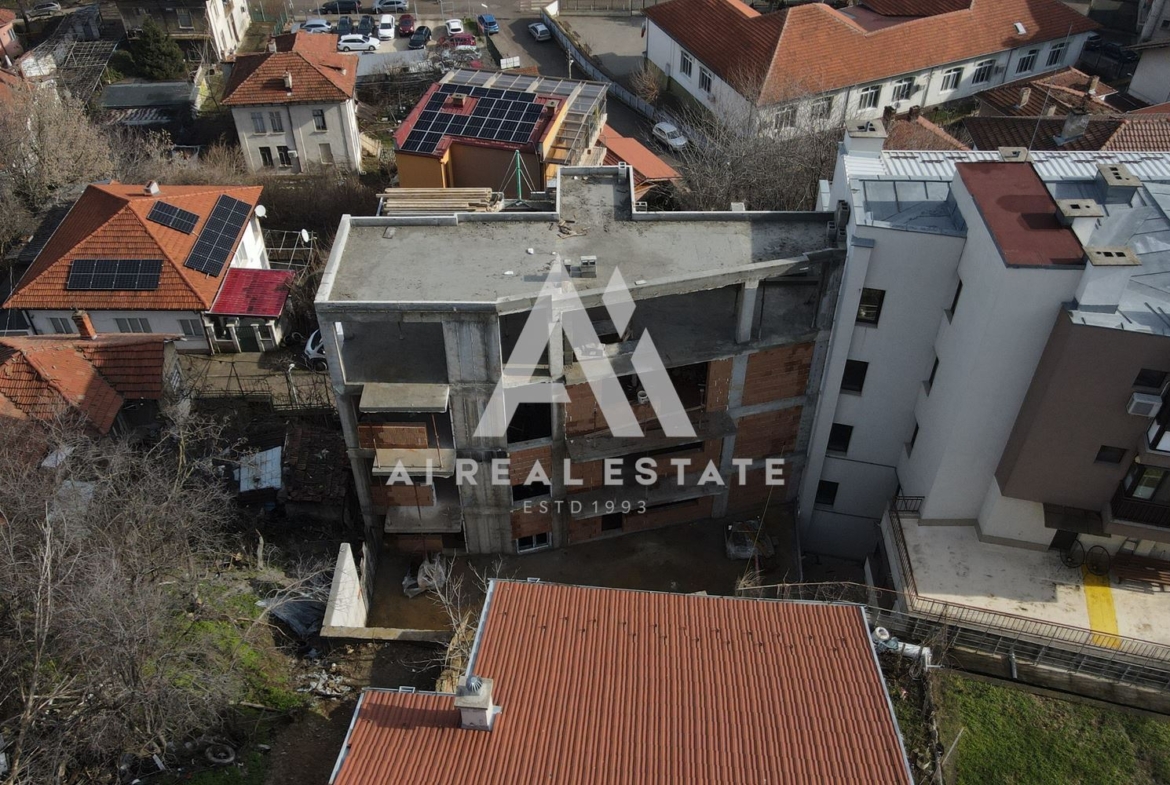 Тристаен апартамент в бутикова сграда Maison 19 - 0