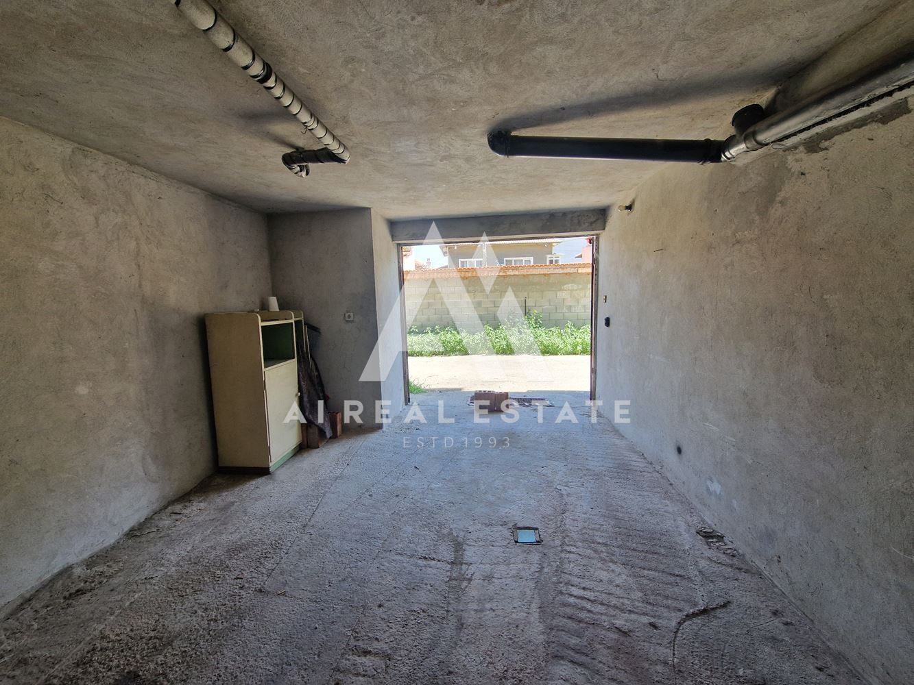 Продава гарсониера с гараж-0 Продава гарсониера с гараж - 0