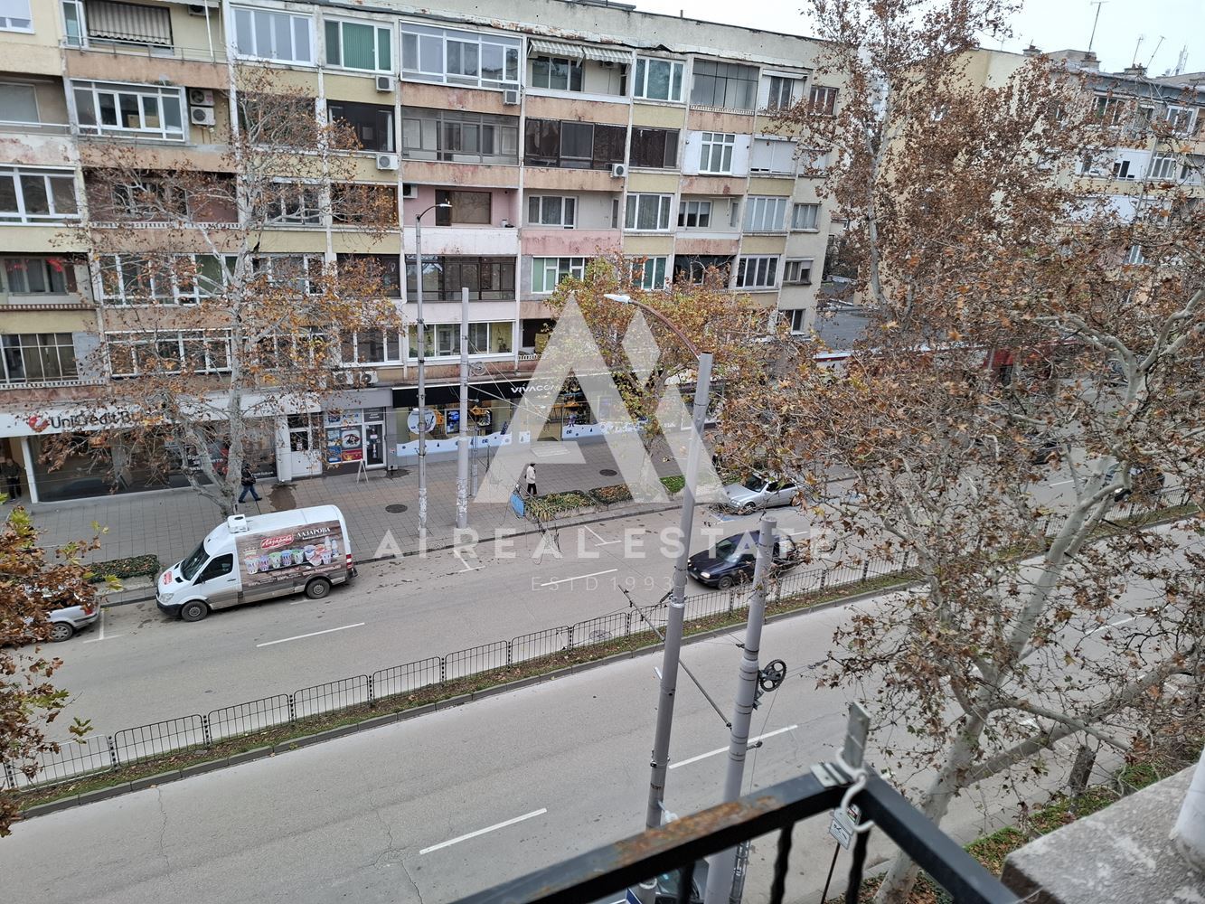 Двустаен апартамент в идеалния център - 0