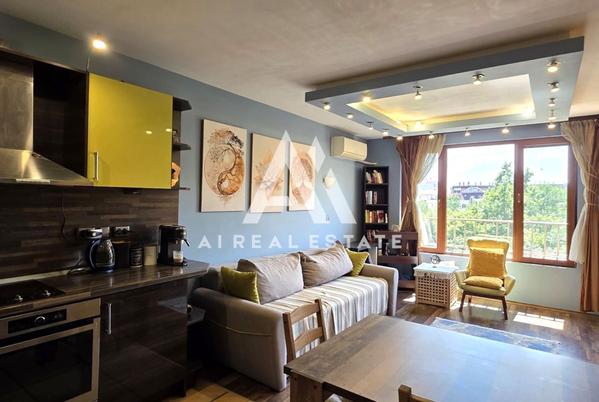 Слънчев двустаен апартамент в ж.к. Лагера – до метростанция „Красно село“ - 0