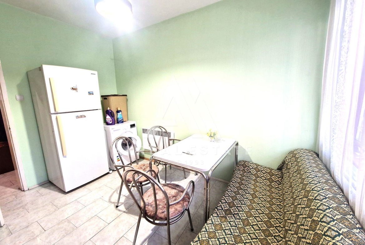 Продава двустаен апартамент - 0