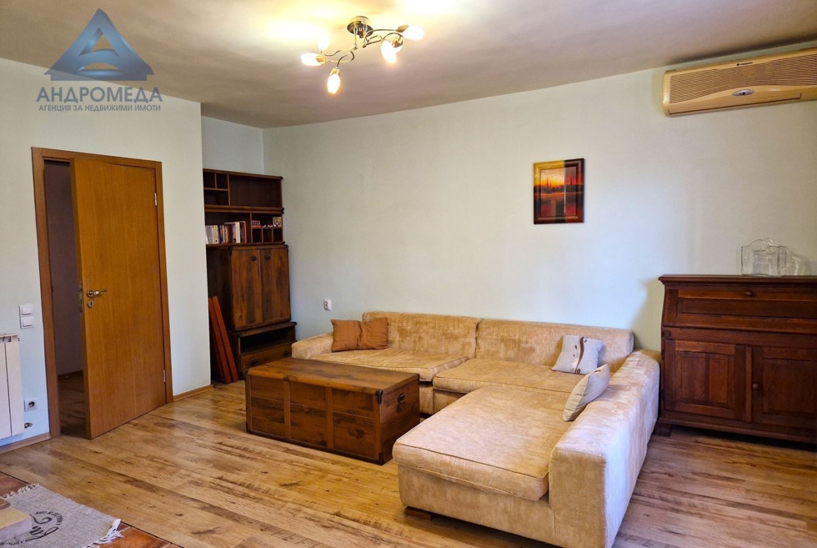 Отдава под наем тристаен апартамент - 0