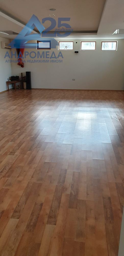 Хотел (работещ) в полите на Стара планина с отлична панорама и условия ! - 0