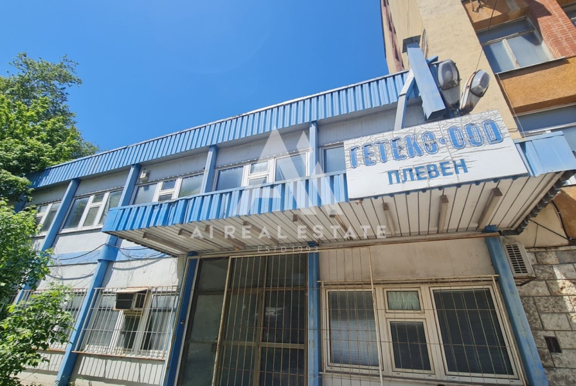 Продава се индустриален имот в гр. Плевен - 0