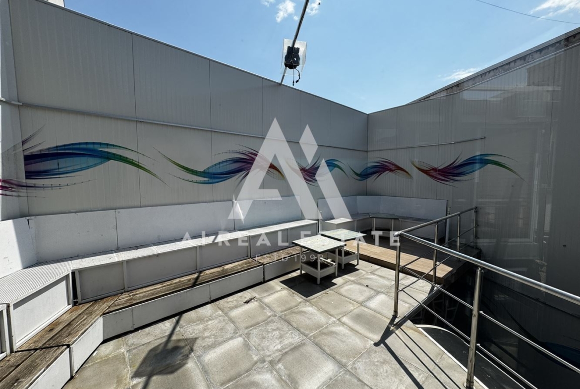 Разработено заведение на два етажа в центъра на гр. Плевен - 0