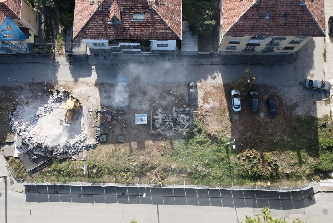 Магазин в сграда ГАЛЕРИЯ до ИСТОРИЧЕСКИ МУЗЕЙ ! - 0