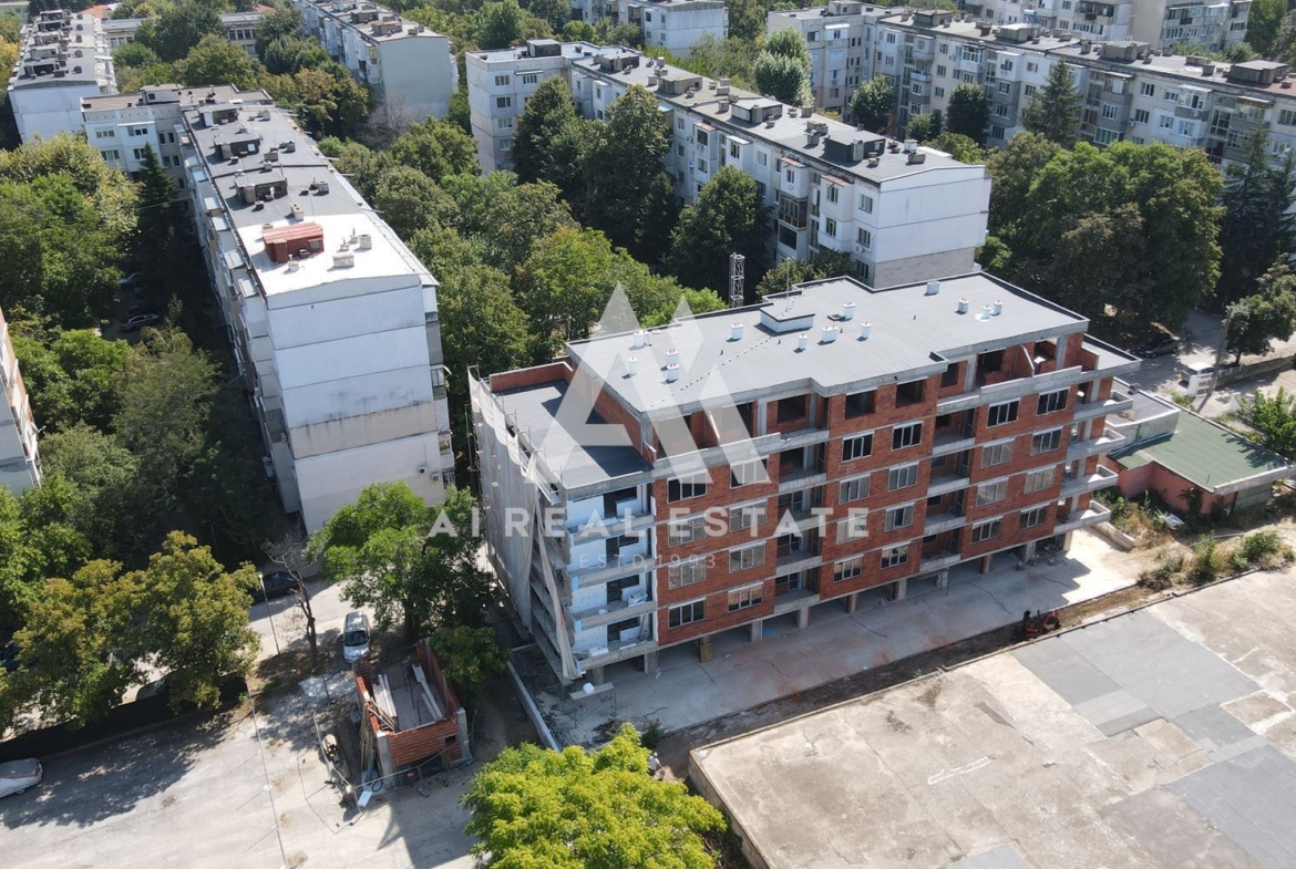 Тристаен в сграда БИЛД А3, ж.к.Сторгозия ! - 0