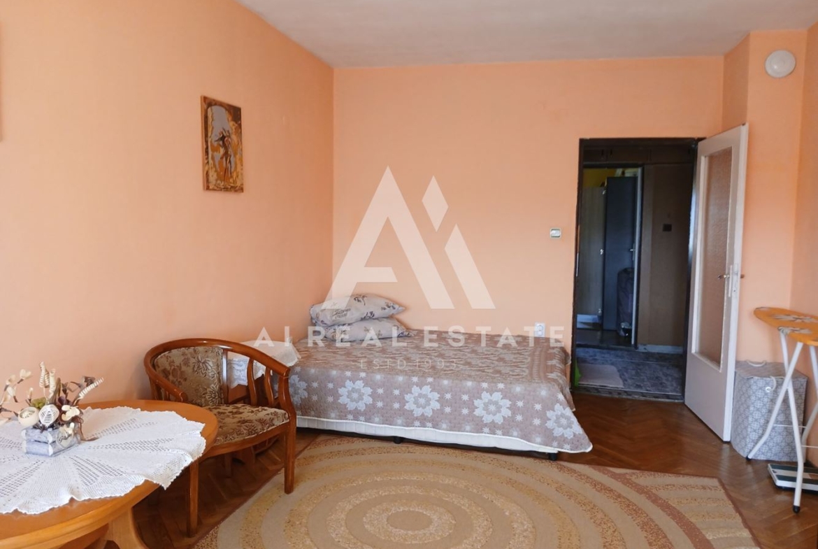 Двустаен до МУ! - 0