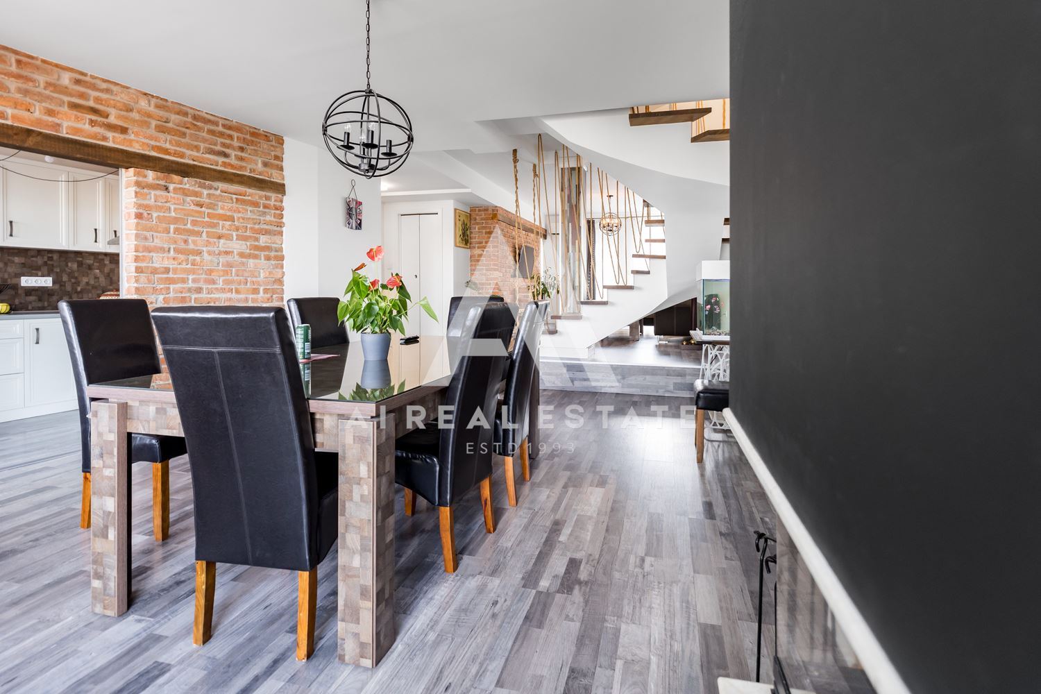 Луксозна къща-близнак - 0