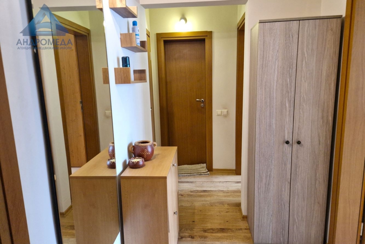 Отдава под наем тристаен апартамент - 0