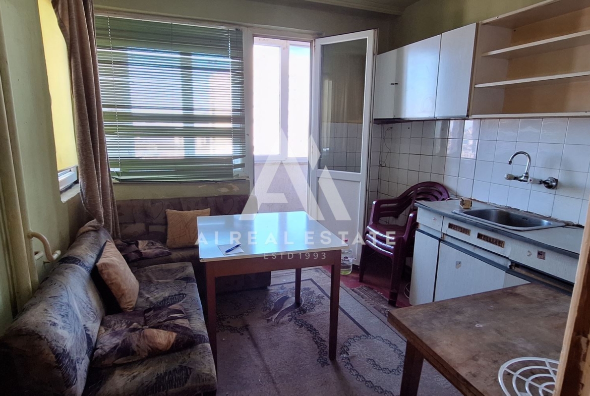 двустаен апартамент - 0