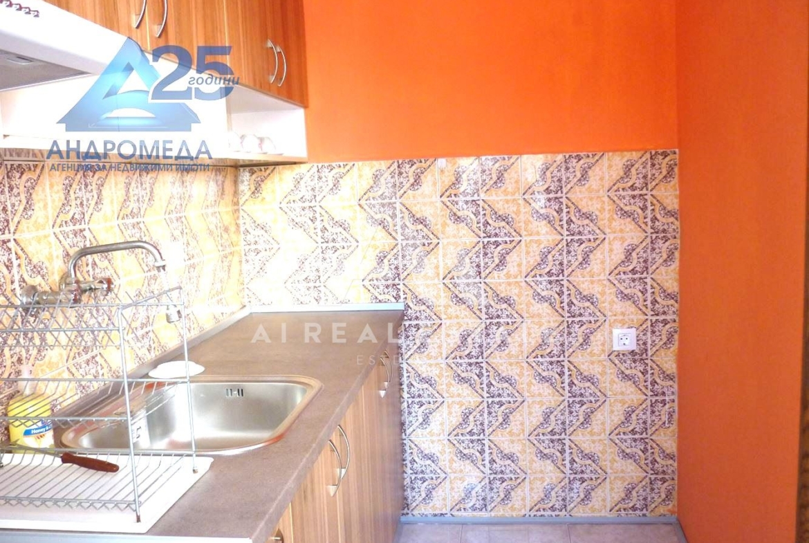 Продава двустаен апартамент - 0