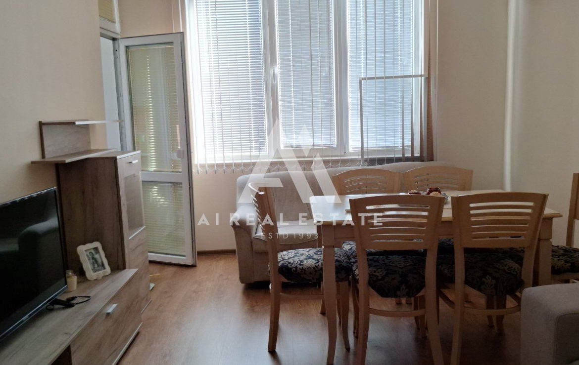 двустаен апартамент - 0