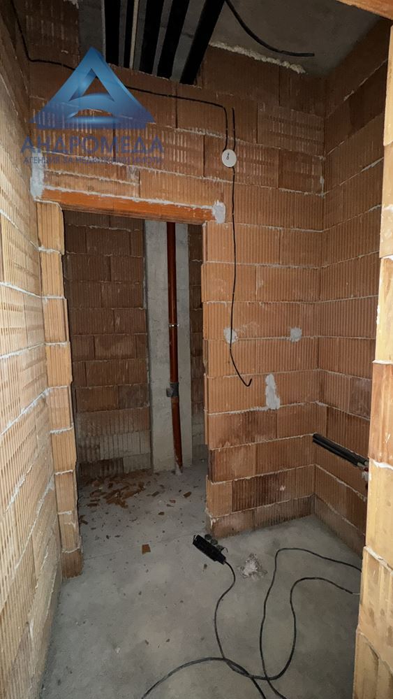 Магазин под наем - ново стоителство - 0